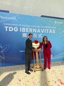 TDG Ibernavitas con la alcaldesa de Zaragoza